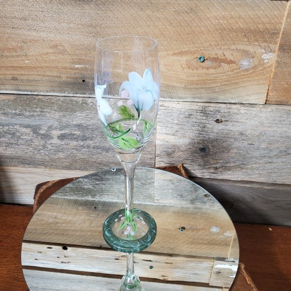Handpainted Tulip Champagne Glass #1 - Picture 3 of 11
